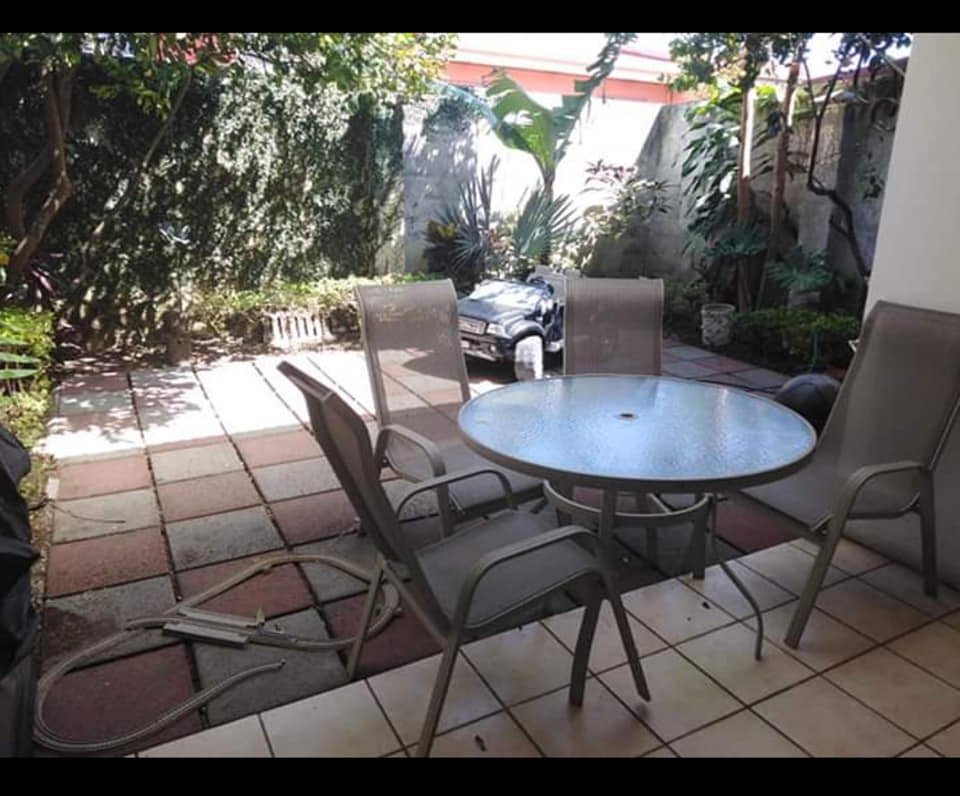 Se cede deuda, casa en Belén, Heredia 53000000