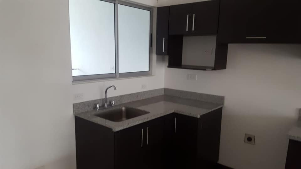 VENTA CASA EN CARTAGO GUARCO ₡75.000.000