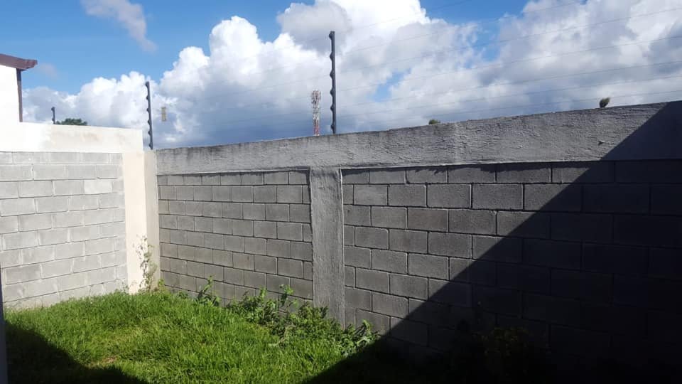 VENTA CASA EN CARTAGO GUARCO ₡75.000.000